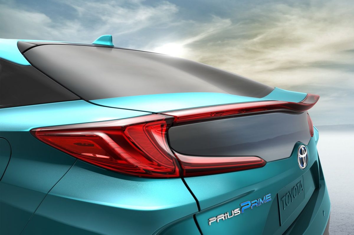 TOYOTA PRIUS