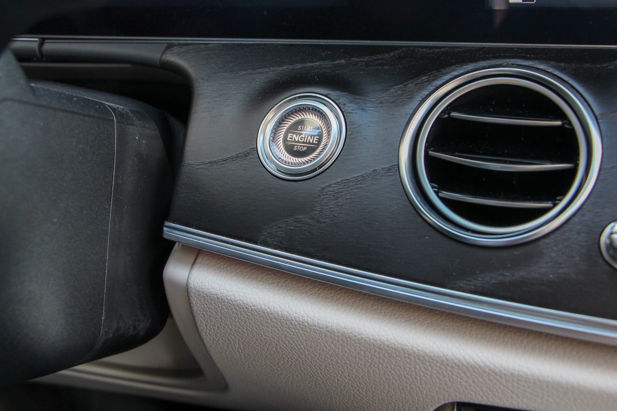 MERCEDES-BENZ E-OSZTÁLY