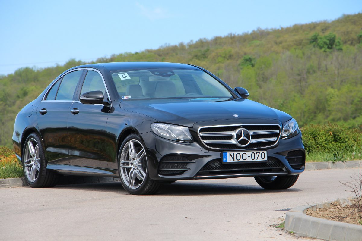 MERCEDES-BENZ E-OSZTÁLY