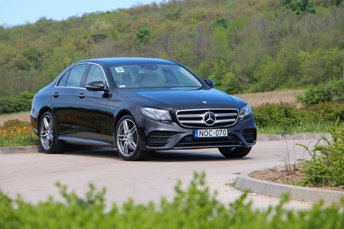 MERCEDES-BENZ E-OSZTÁLY