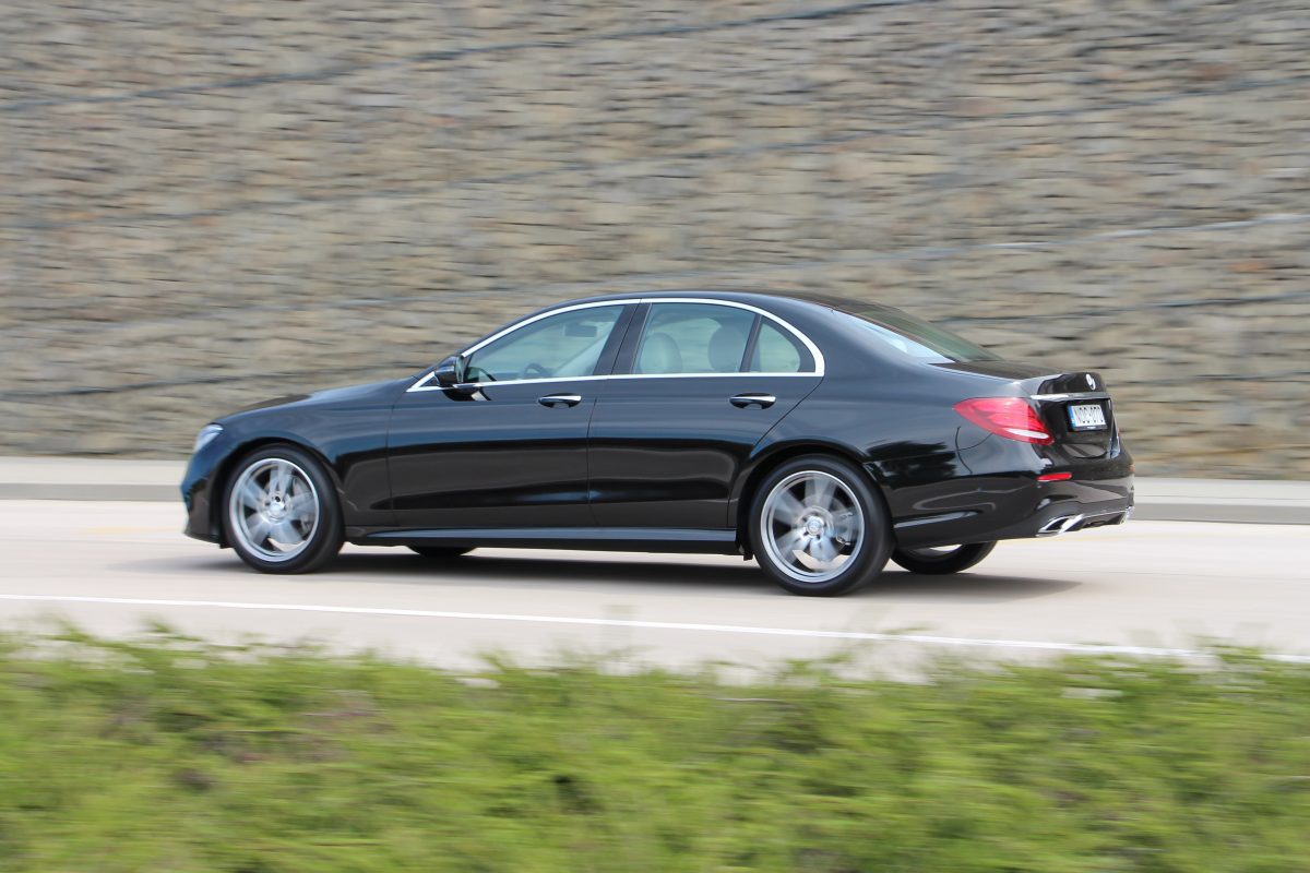 MERCEDES-BENZ E-OSZTÁLY