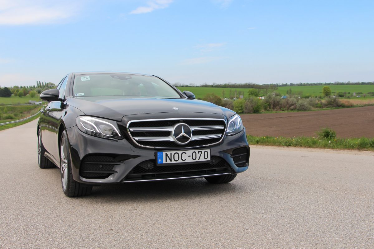 MERCEDES-BENZ E-OSZTÁLY