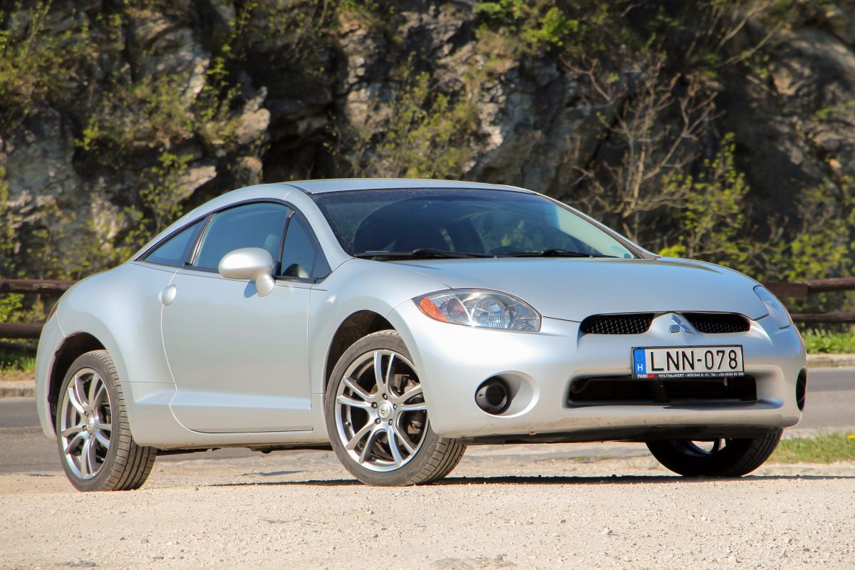 MITSUBISHI ECLIPSE