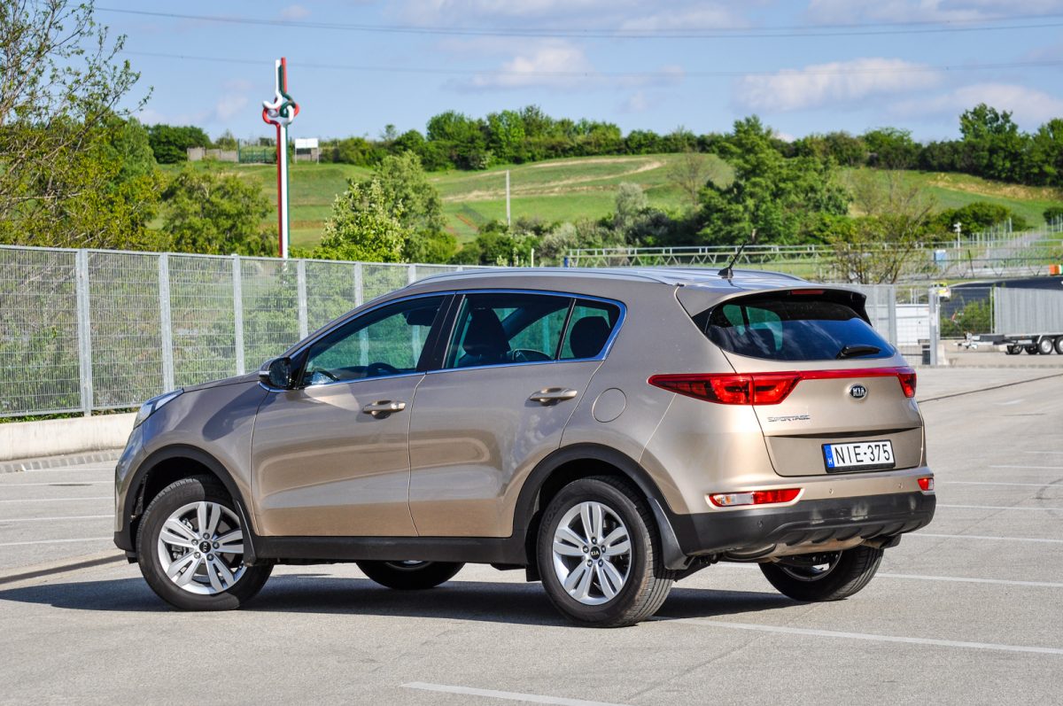 KIA SPORTAGE