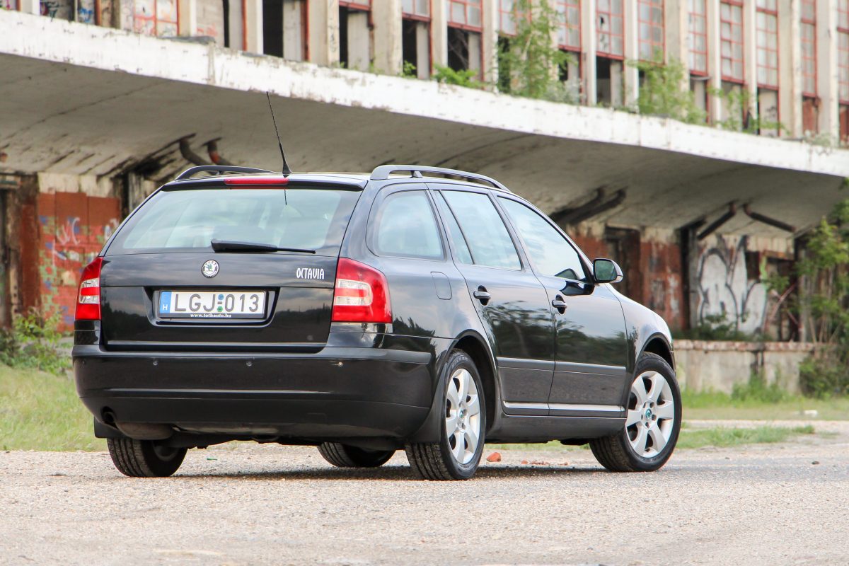 SKODA OCTAVIA