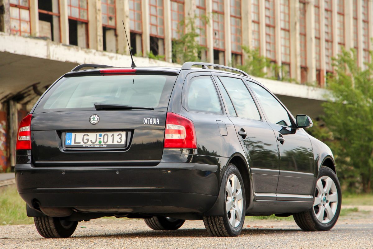 SKODA OCTAVIA