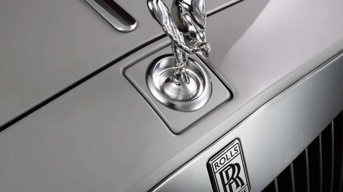 ROLLS-ROYCE PHANTOM