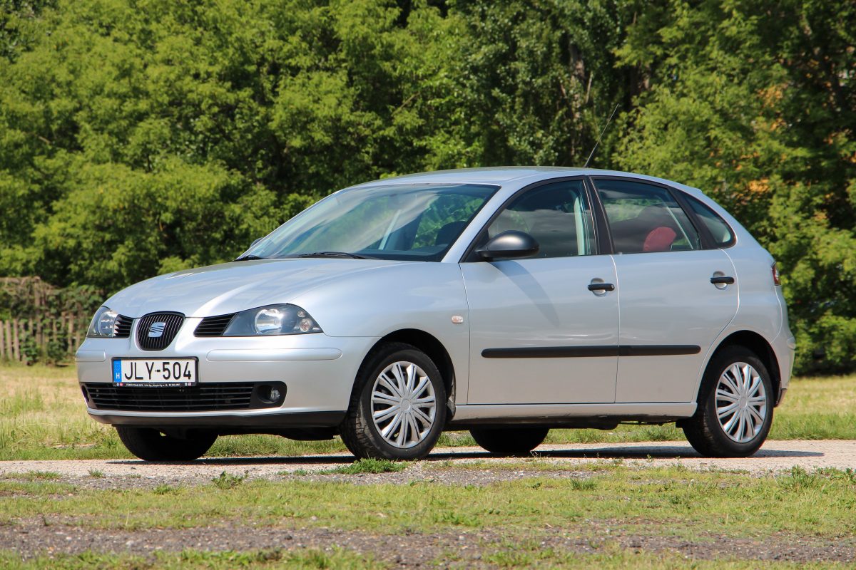 SEAT IBIZA