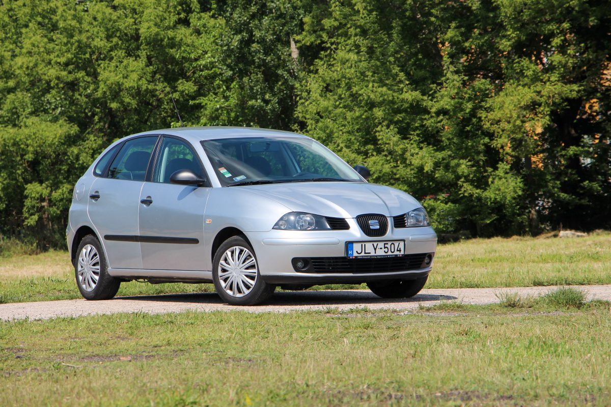 SEAT IBIZA