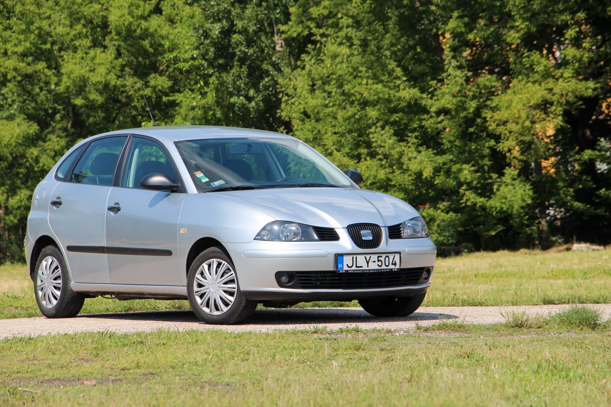 SEAT IBIZA