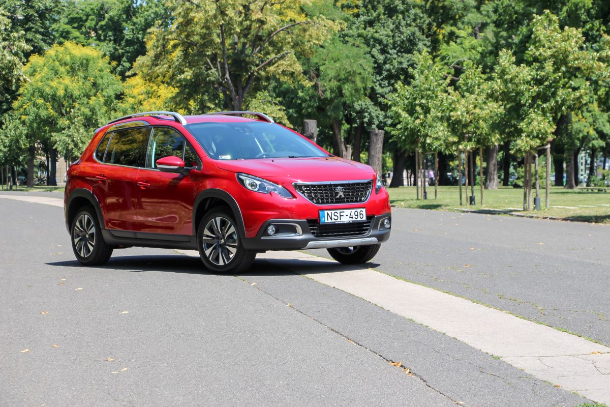 PEUGEOT 2008