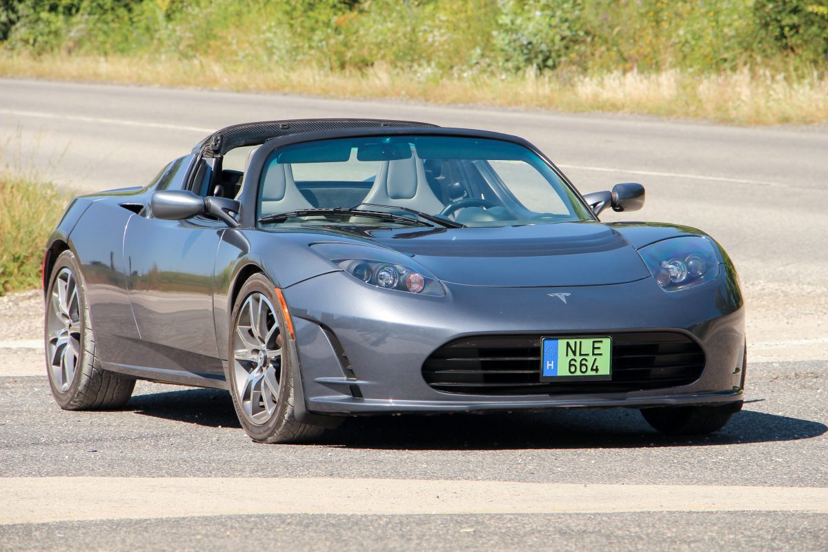 TESLA ROADSTER