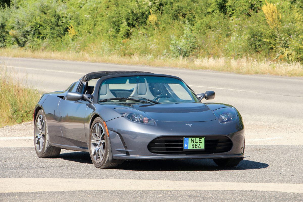 TESLA ROADSTER