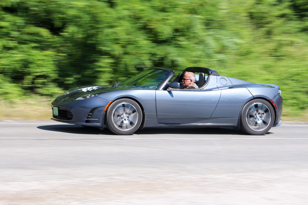 TESLA ROADSTER