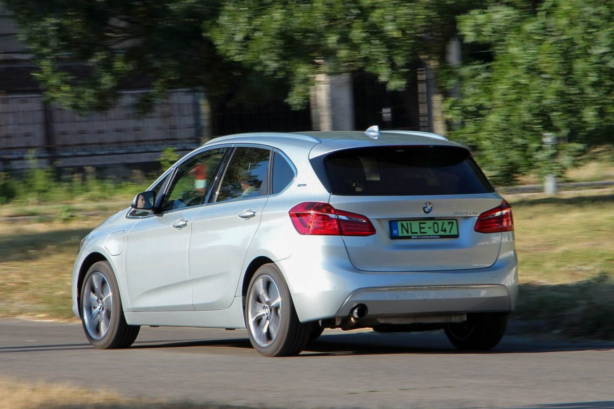 BMW 2-ES SOROZAT
