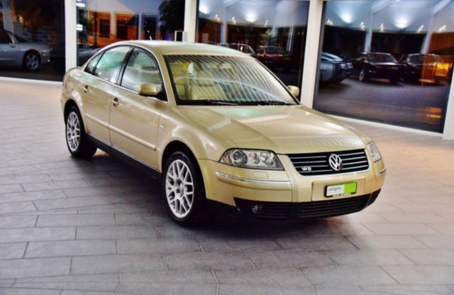 Történelmi darab: egy meseszép W8-as Passat