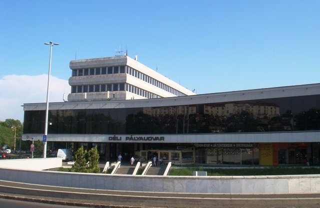 Felszedhetik a Déli pályaudvarhoz vezető síneket