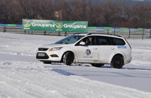 Téligumiteszt – végre valódi hóban mérhettünk