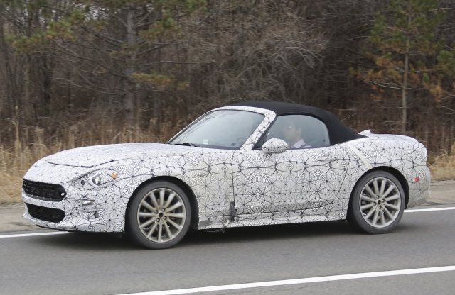 Van még ez-az a Fiat tarsolyában, jön a 200 lóerős 124 Spider