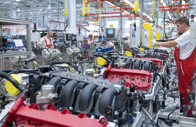 Rekord évet zárt az Audi Győrben