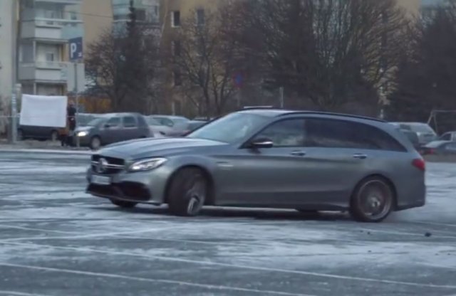 Petter Solberg AMG Mercivel bénázott