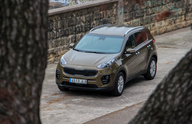 Keményebb lett az  új Kia Sportage - összes motorjával vezettük