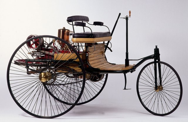 Születésnap: az autót, az első automobilt ünnepelhetjük ma