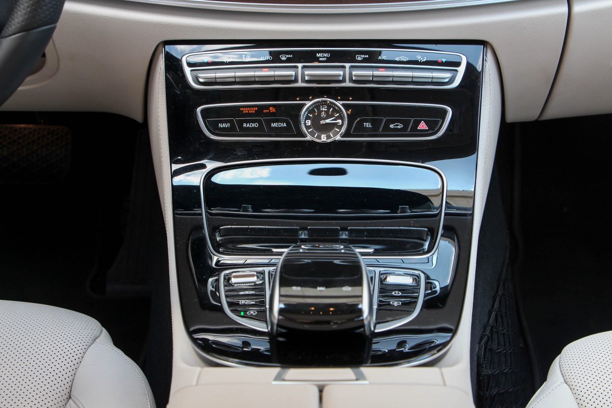 MERCEDES-BENZ E-OSZTÁLY