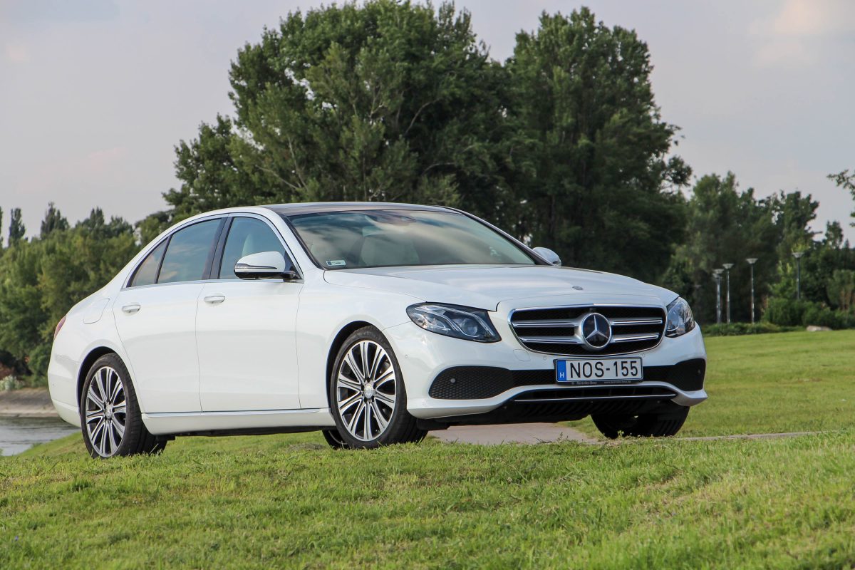 MERCEDES-BENZ E-OSZTÁLY