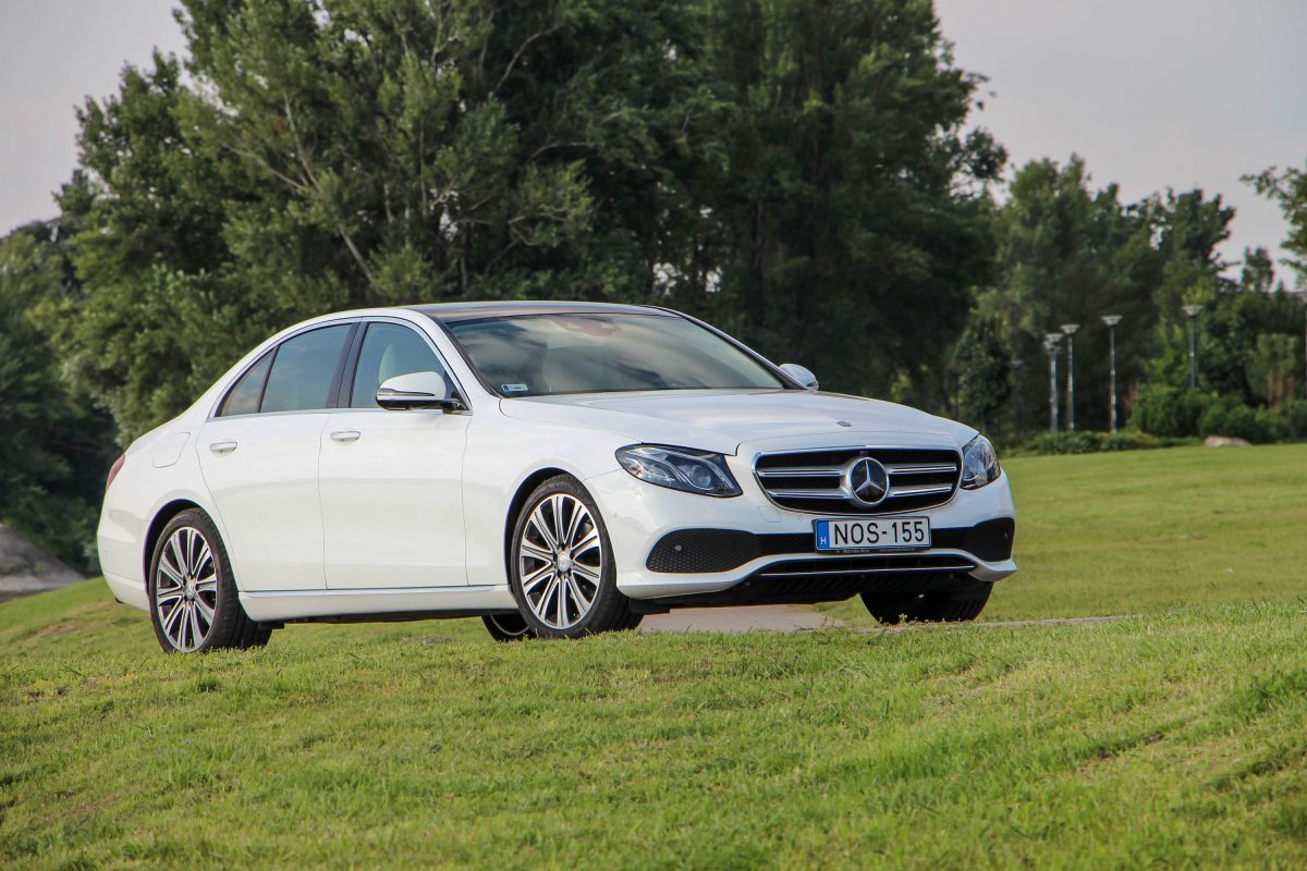 MERCEDES-BENZ E-OSZTÁLY