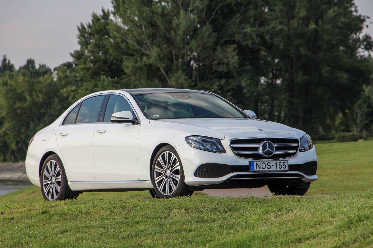 MERCEDES-BENZ E-OSZTÁLY