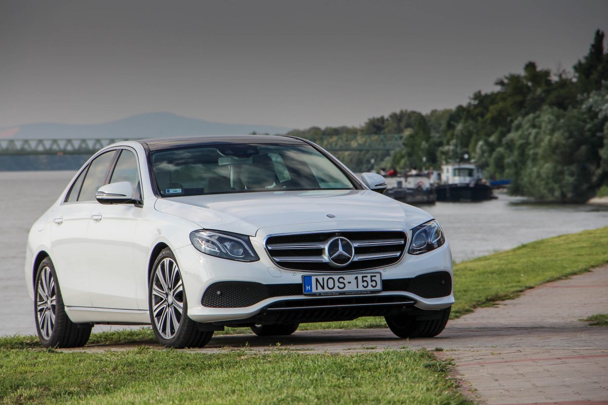 MERCEDES-BENZ E-OSZTÁLY