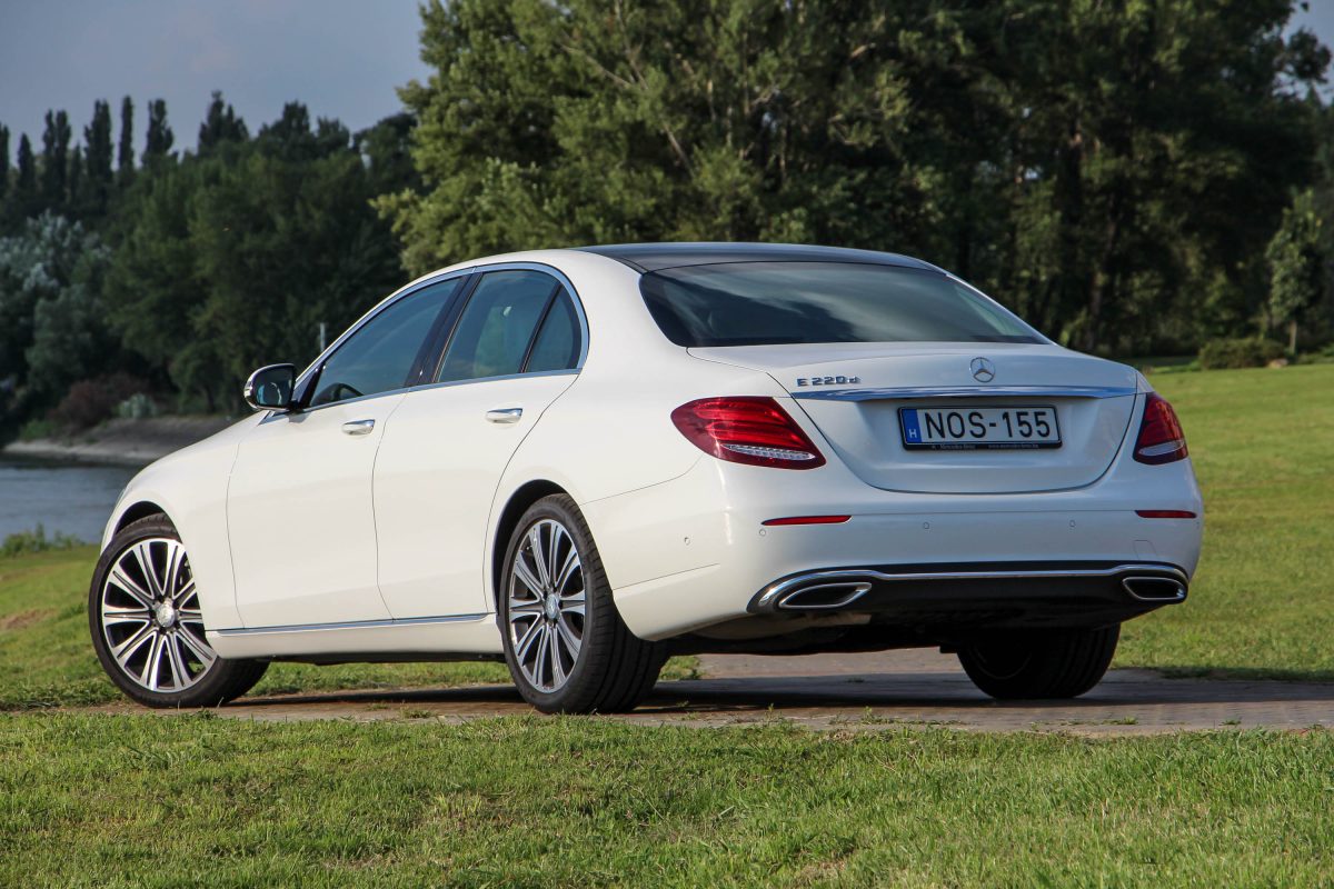 MERCEDES-BENZ E-OSZTÁLY