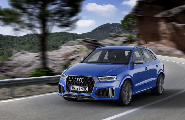Tovább izmosodik az Audi RS Q3 – jön a Performance csomag