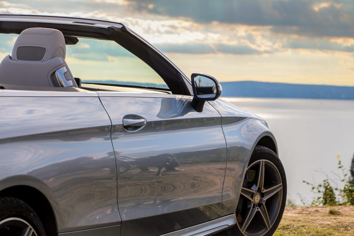 MERCEDES-BENZ C-OSZTÁLY