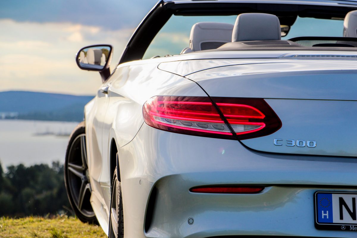 MERCEDES-BENZ C-OSZTÁLY