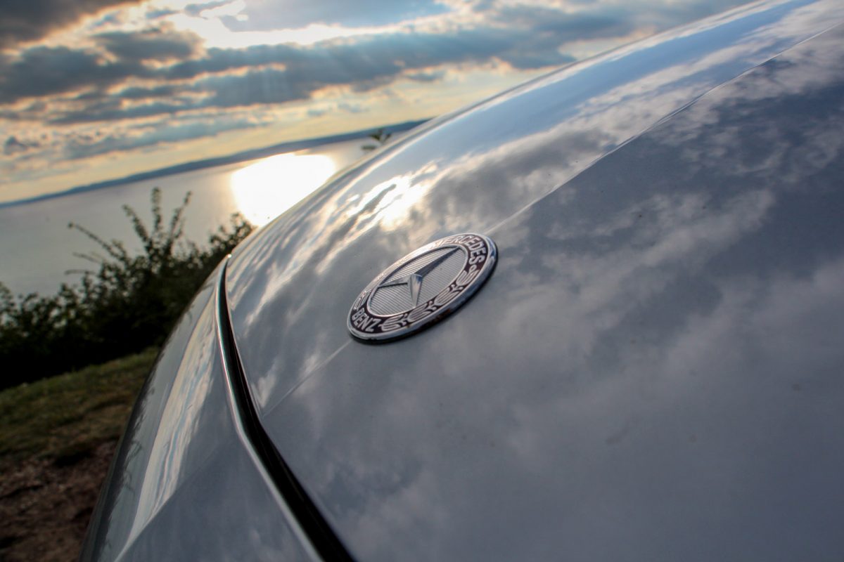 MERCEDES-BENZ C-OSZTÁLY