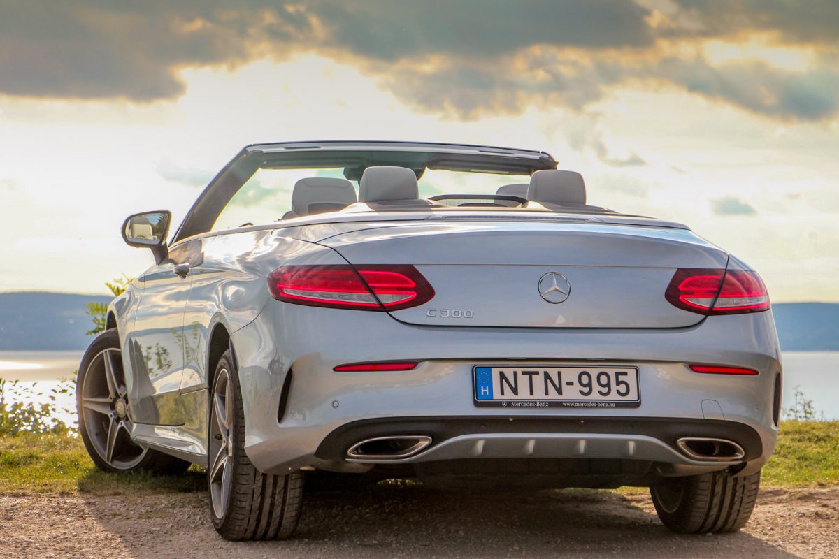 MERCEDES-BENZ C-OSZTÁLY