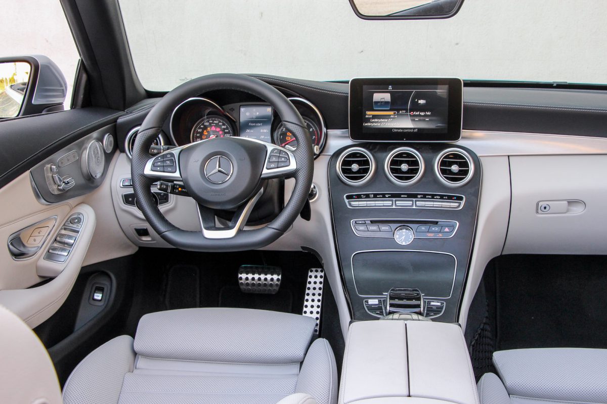 MERCEDES-BENZ C-OSZTÁLY