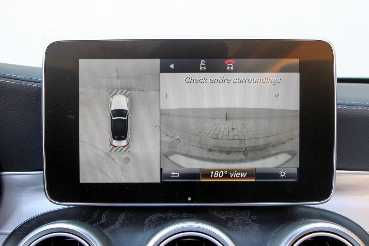 MERCEDES-BENZ C-OSZTÁLY