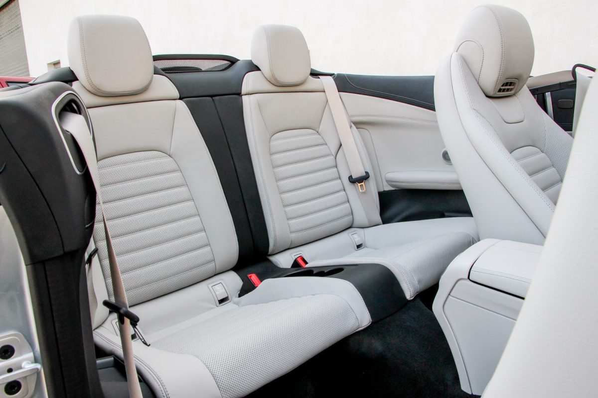 MERCEDES-BENZ C-OSZTÁLY