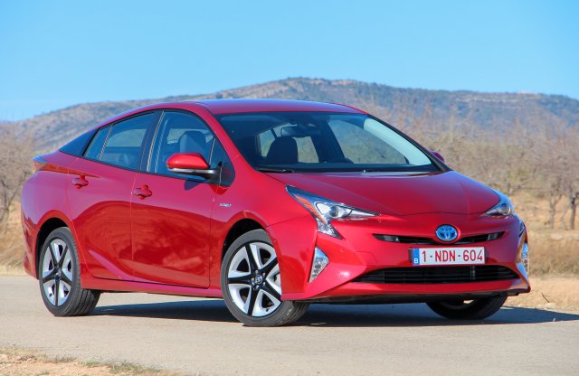 A tudás szépít – élőben nem is csúnya a Prius IV