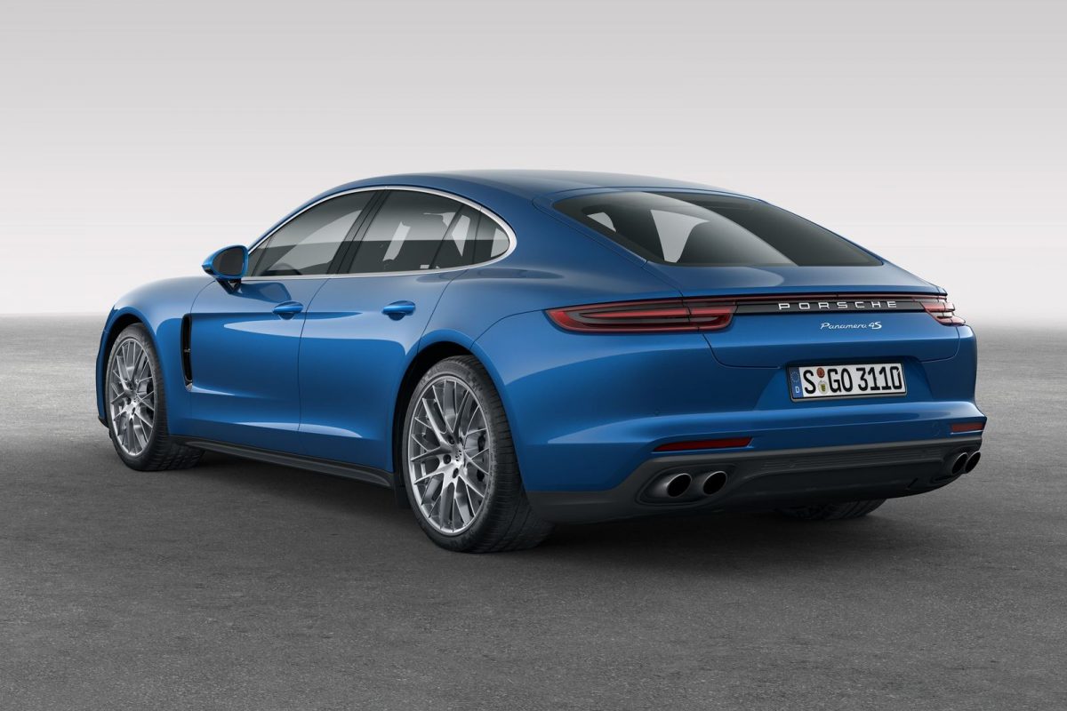 PORSCHE PANAMERA