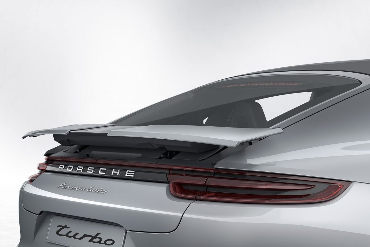 PORSCHE PANAMERA