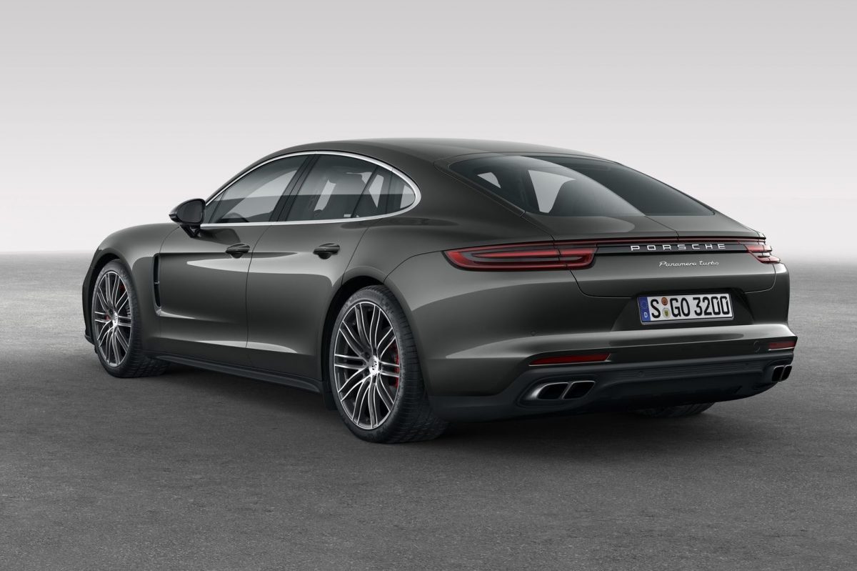 PORSCHE PANAMERA