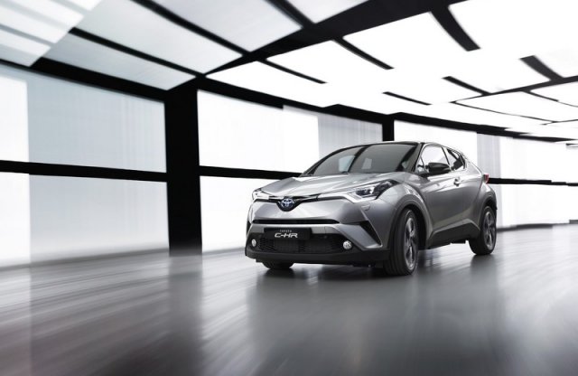 Egy teljesen új járműcsalád első darabja a Toyota C-HR