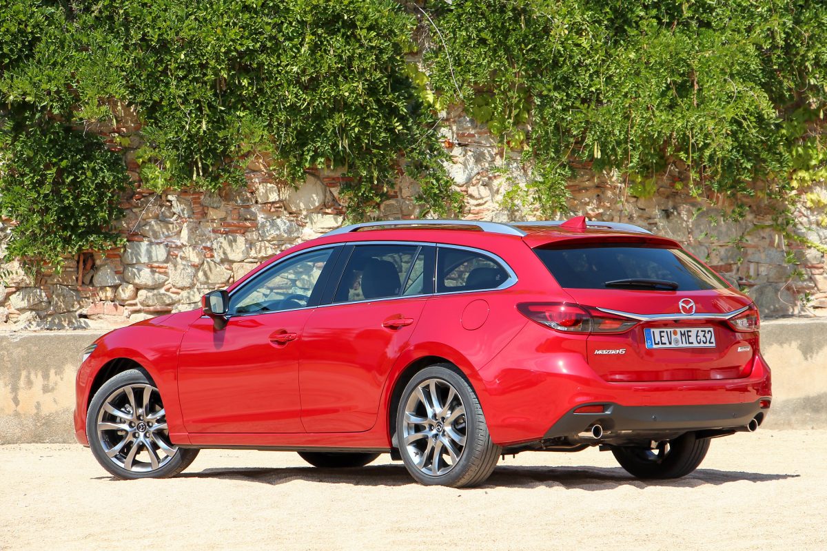MAZDA 6