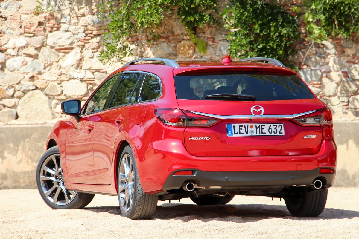 MAZDA 6