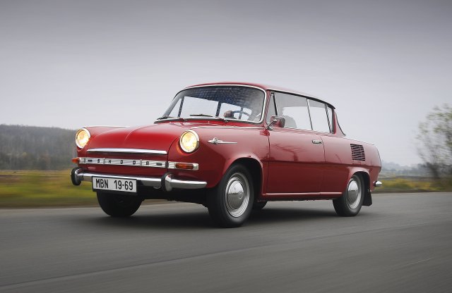 Így nézett ki a szocialista luxus: 50 éves a Skoda 1000 MBX
