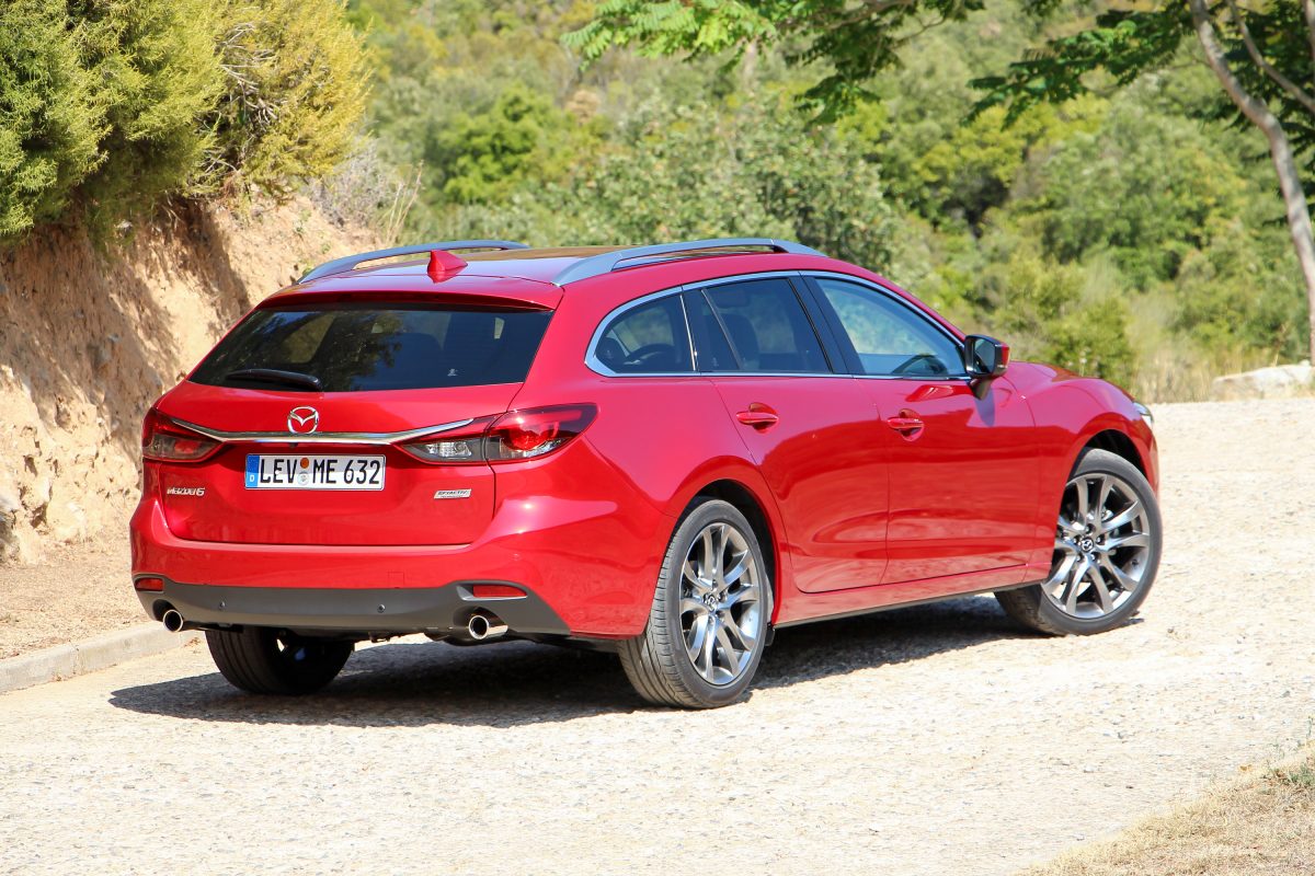MAZDA 6